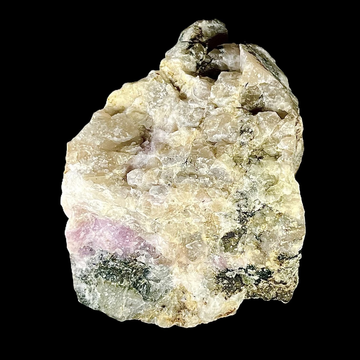 Hackmanit před a po ozáření SV; ložisko Kvanefjeld, plošina Kuannersuit, komplex Ilímaussaq, Kujalleq, Grónsko. Fotografie a sbírka Adrian Aubrecht.